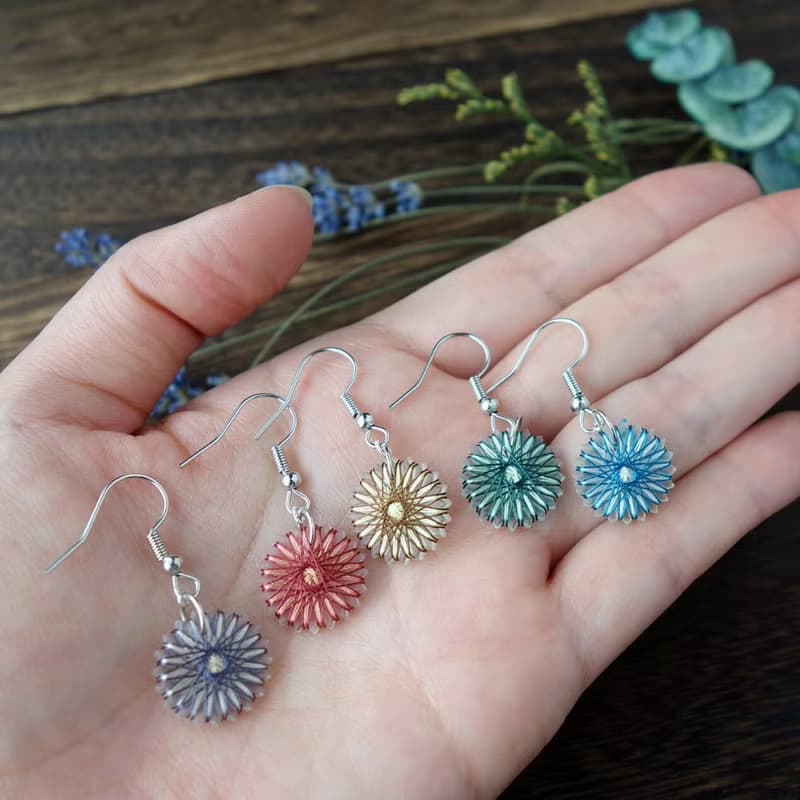 野の花のピアス / 緑 / イヤリング / 絹糸 / 送料無料