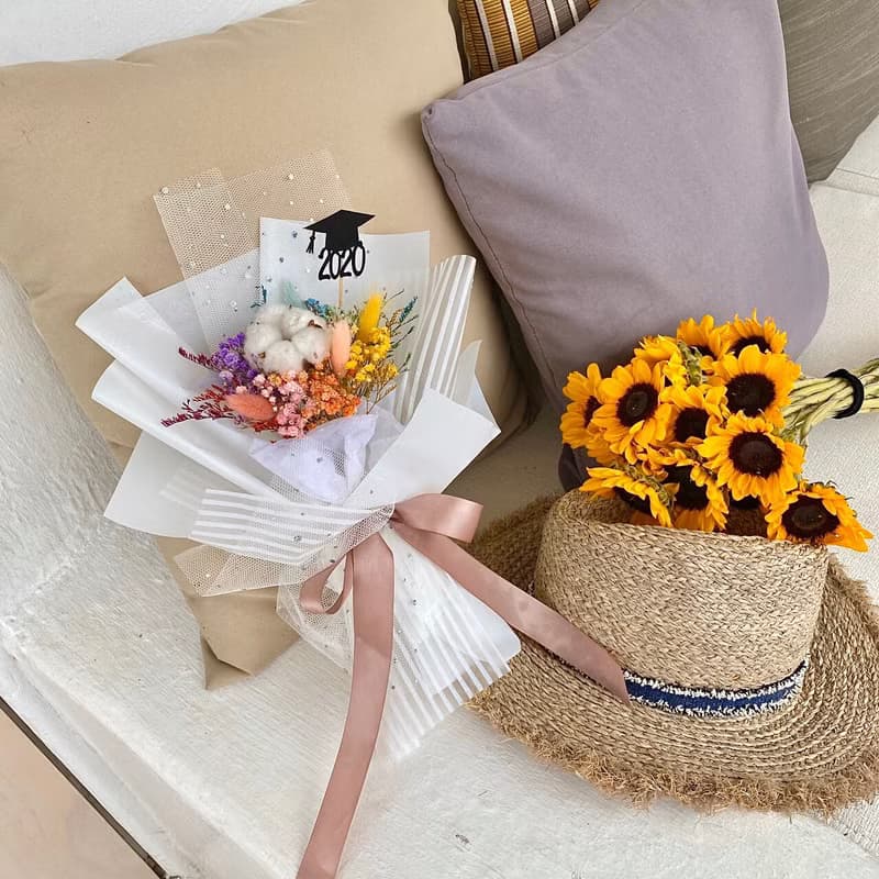 畢業花束 \彩虹滿天星\棉花花束 乾燥花束 畢業快樂