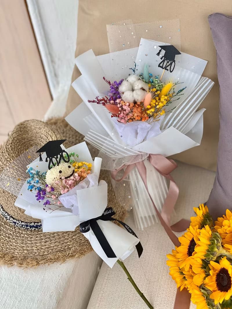 畢業花束 \彩虹滿天星\棉花花束 乾燥花束 畢業快樂
