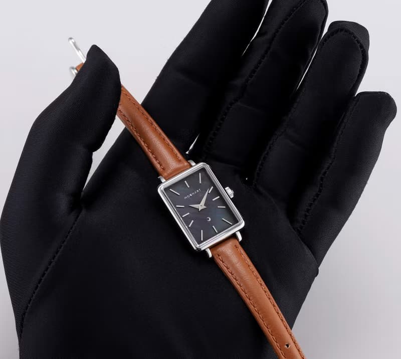 【MOONART】方型手錶 夢幻系列-天鵝(黑) 女裝珍珠貝藝術手錶