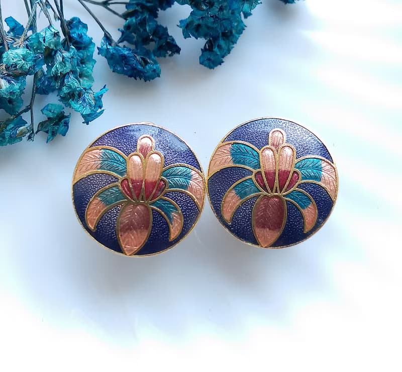 Vintage Jewelry 西洋古董飾品 紫色調 知性花卉 景泰藍 夾式耳環