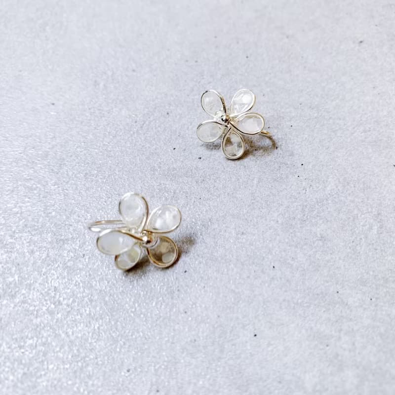 YLANG【采花 】一體成型貼耳款Swarovski/藝術銅線(無痛耳夾/鋼針