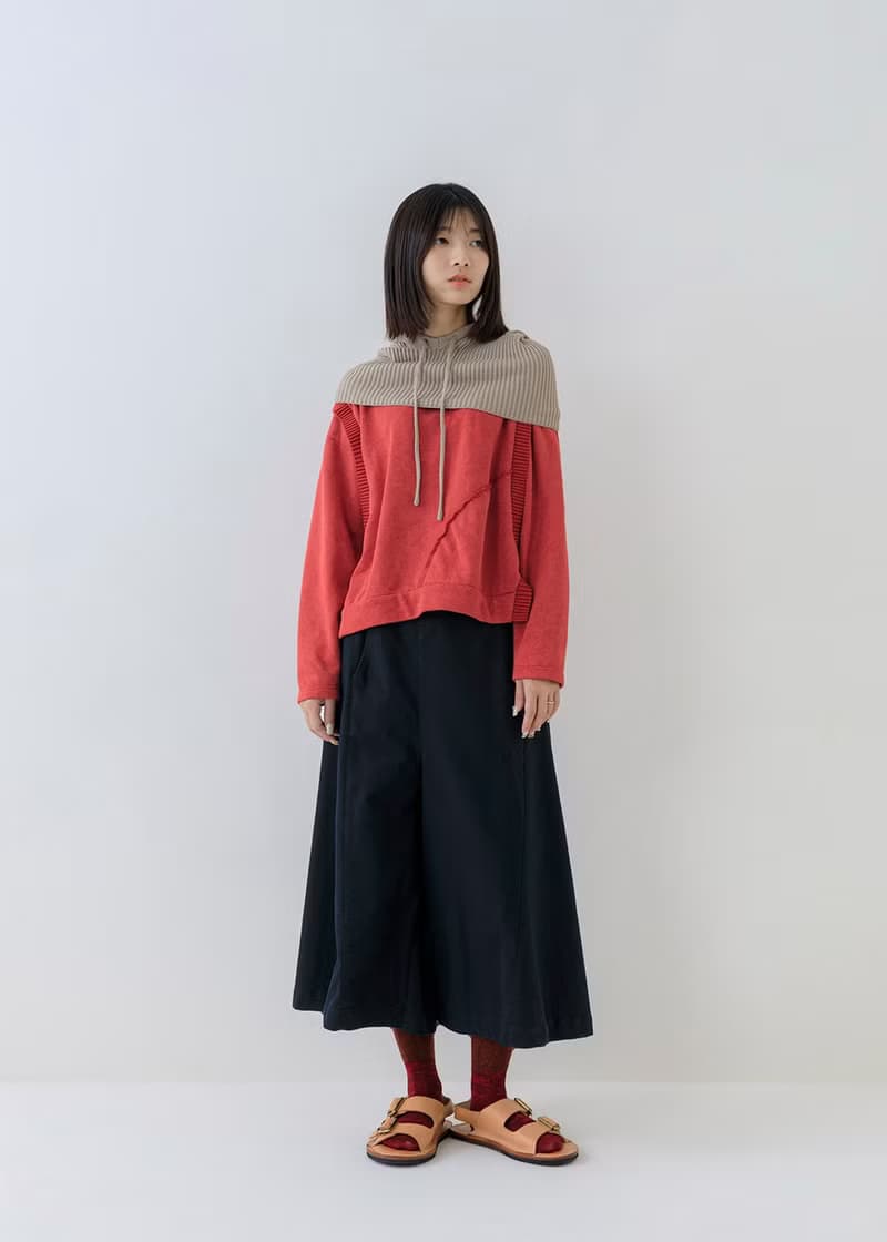 妝點一體連帽細織紋圍脖