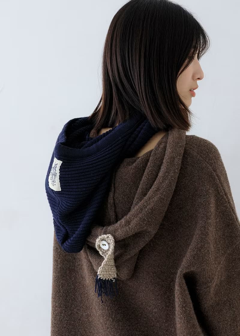 妝點一體連帽細織紋圍脖