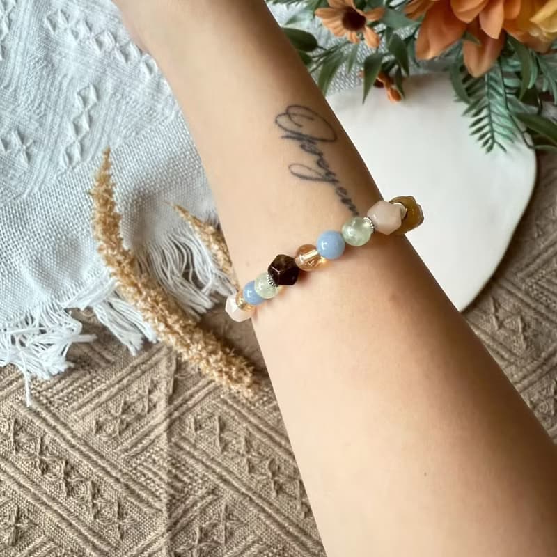 小清新黃兔毛貔貅彈性手鍊