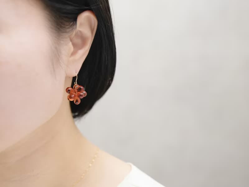 【ピアス・イヤリング】ガラスの赤い花 No.2
