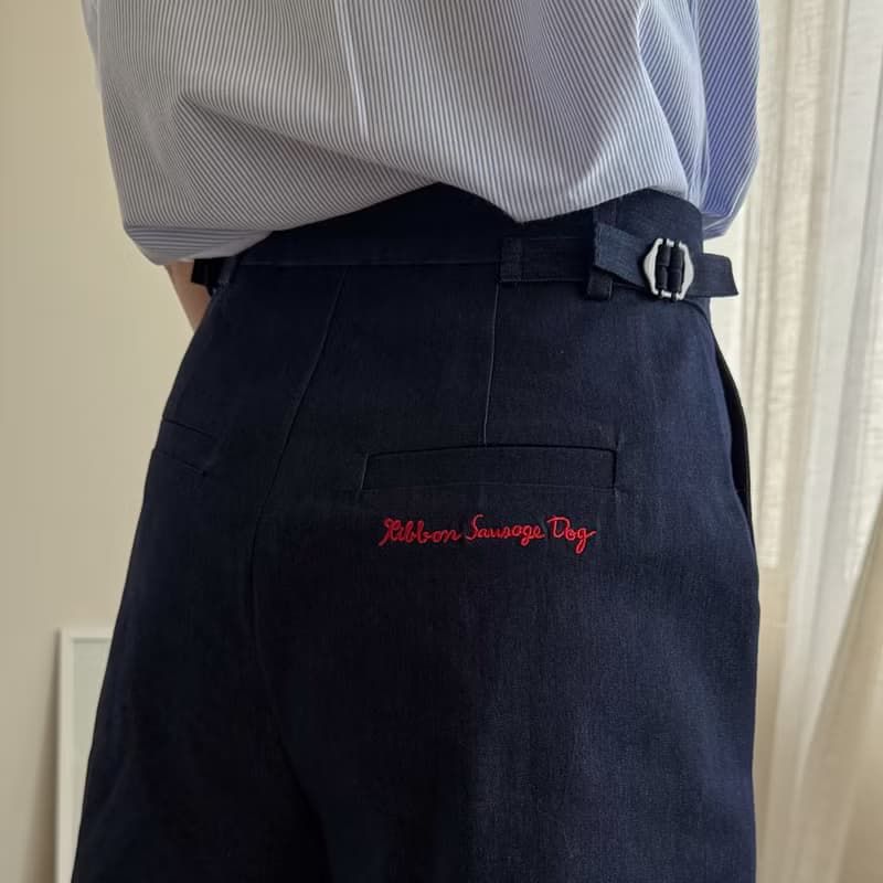 短裤Shorts : 深色牛仔布Dark Denim : 腊肠犬Dachshund