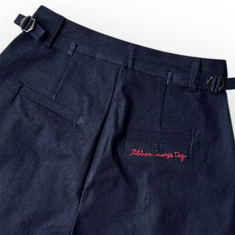 短裤Shorts : 深色牛仔布Dark Denim : 腊肠犬Dachshund