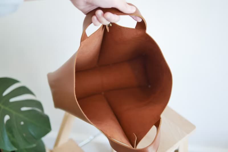 手提包 Signature tote II by WHITEOAKFACTORY - Chocolate brown