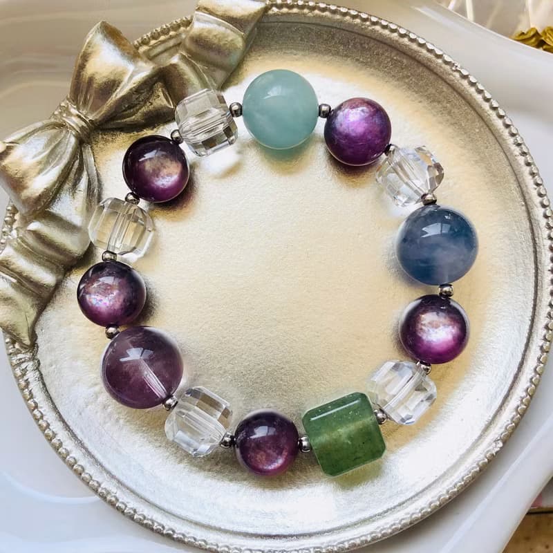 ITS-B641【星光綠草莓晶・白水晶・海藍寶】天然石水晶手鍊手環