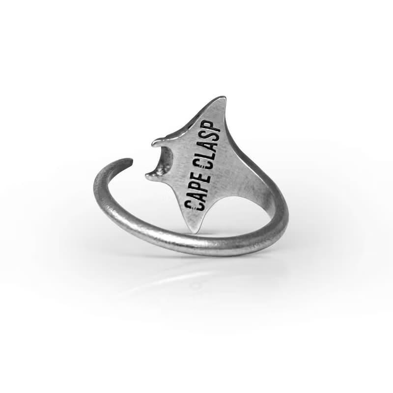 Cape Clasp 純銀鬼蝠魟戒指
