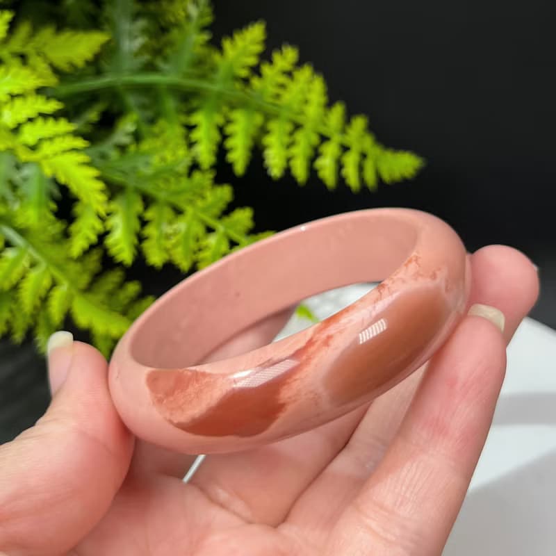 獨特阿拉善瑪瑙手鐲56MM 玉化漸變粉飄天眼戈壁彩玉手環 力量熱情