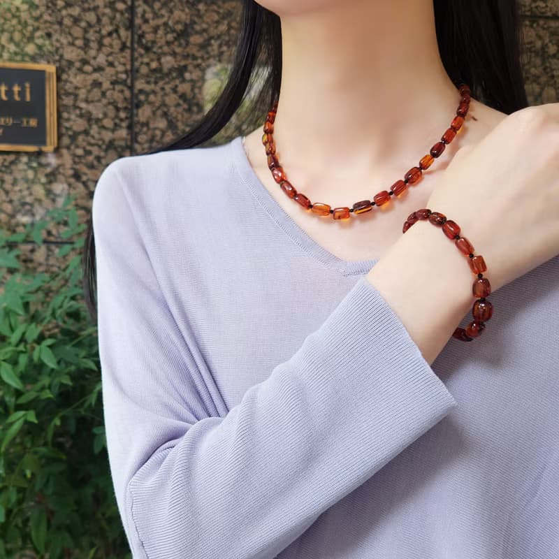 バルト海天然琥珀の一連ブレスレット　火輪　かりん