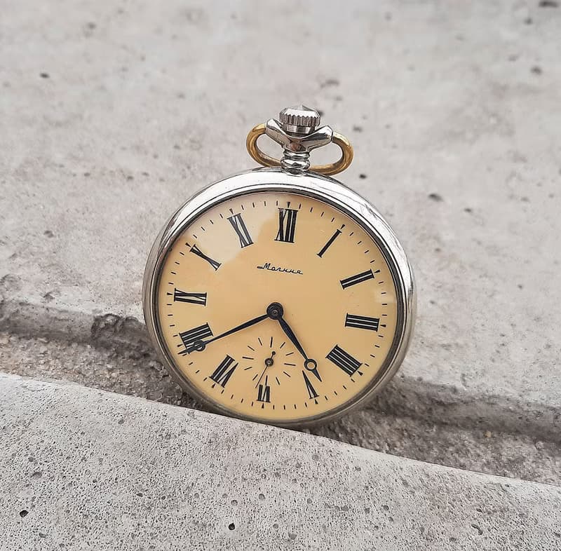 Molnija 3602 Roman dial Soviet pocket watch – mechanic Russian watch 1970s