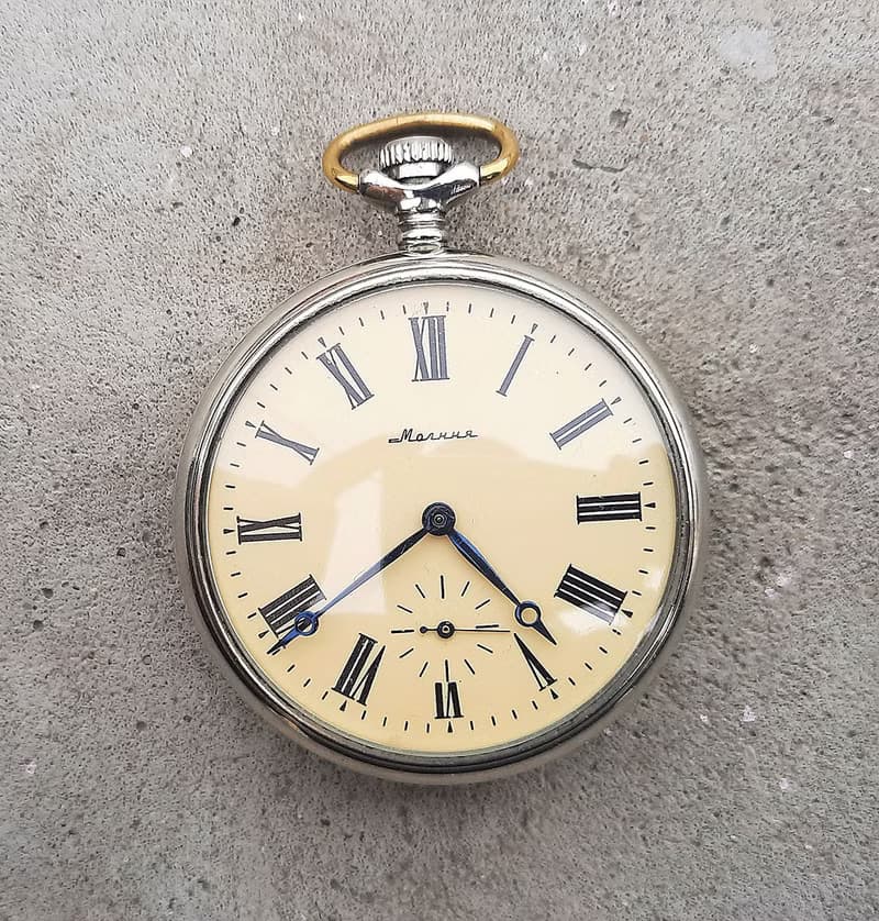 Molnija 3602 Roman dial Soviet pocket watch – mechanic Russian watch 1970s