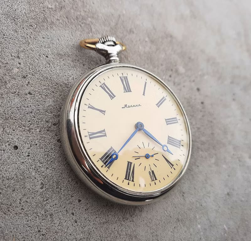 Molnija 3602 Roman dial Soviet pocket watch – mechanic Russian watch 1970s