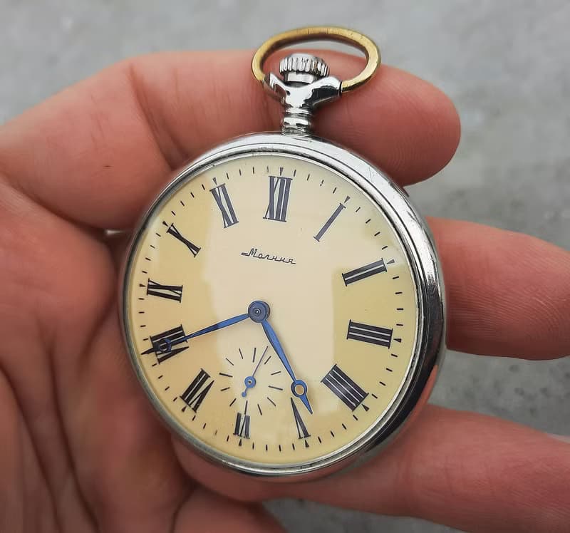 Molnija 3602 Roman dial Soviet pocket watch – mechanic Russian watch 1970s