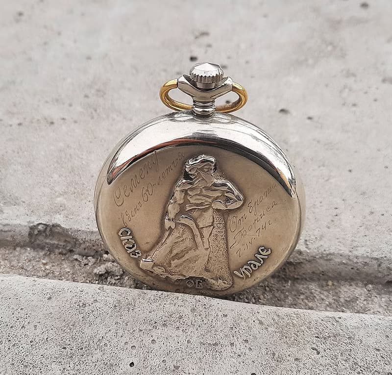 Molnija 3602 Roman dial Soviet pocket watch – mechanic Russian watch 1970s