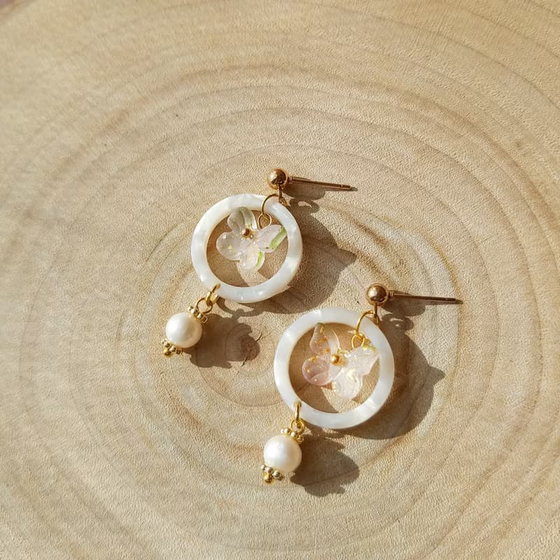 白色系小花球 櫻花 花束 耳環耳針耳夾 鍍金 生日禮物