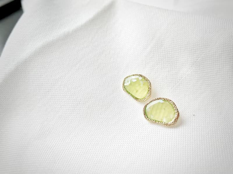 碧玉之湖 耳環 耳飾 飾品 銀 S925 金 日系 氣質 不規則 綠色