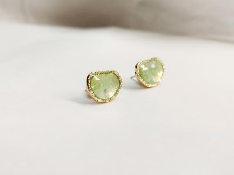 碧玉之湖 耳環 耳飾 飾品 銀 S925 金 日系 氣質 不規則 綠色