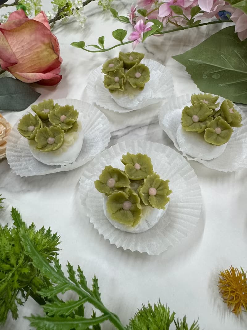 AY baker 韓式裱花 大福 麻糬 紅豆大福 紅豆麻糬 四葉草 幸運草