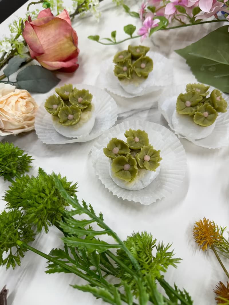 AY baker 韓式裱花 大福 麻糬 紅豆大福 紅豆麻糬 四葉草 幸運草