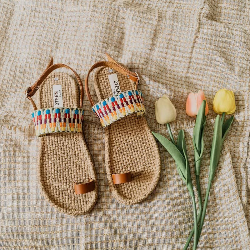 New Ankle Strap Sandals : Creamy Pink / Navy Blue / Rainbow / Brown