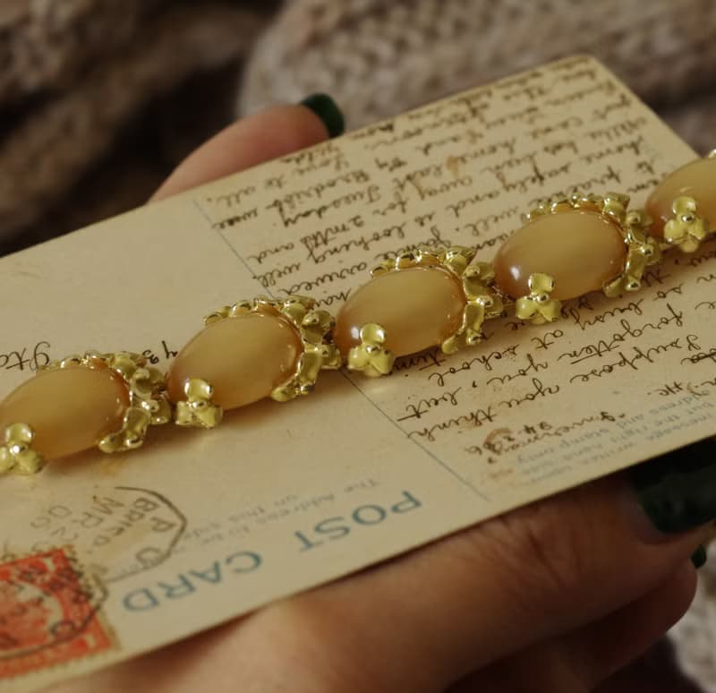 -古董金色粉膚光暈琺瑯花葉片手鍊 BR204