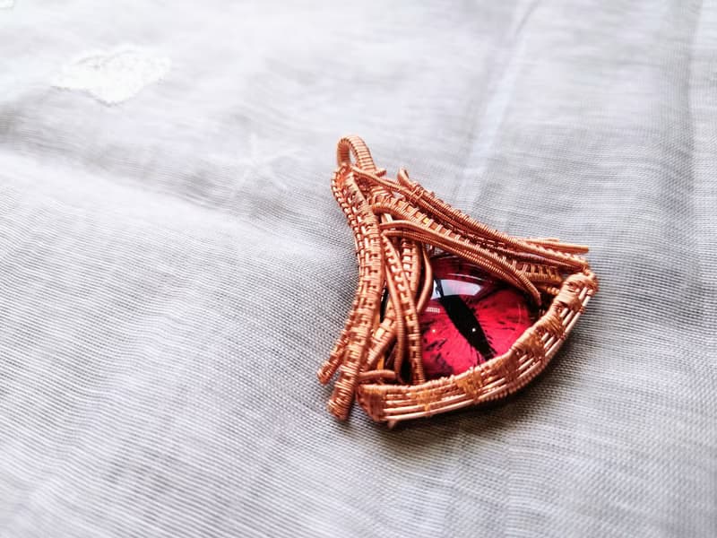 【熾焰龍之瞳】吊墜/玻璃 /黃銅/金屬線纏繞/情人節禮物