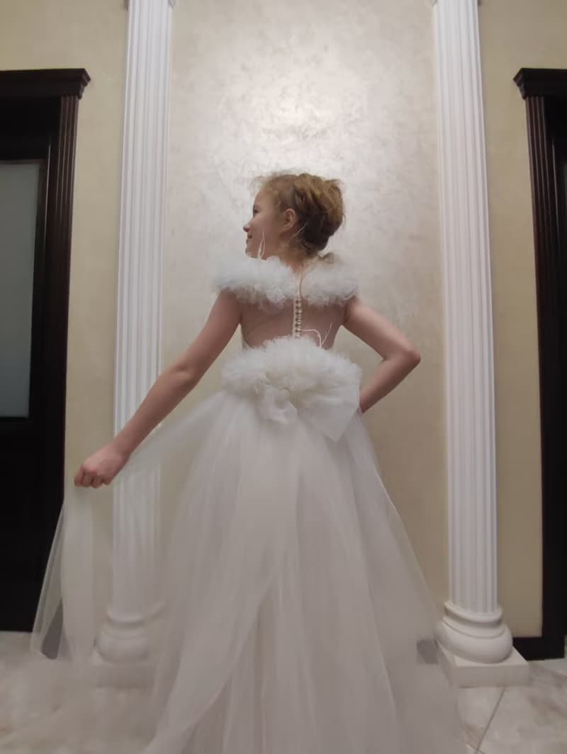 用於婚禮 生日 音樂會和其他慶祝活動的緞面花童禮服