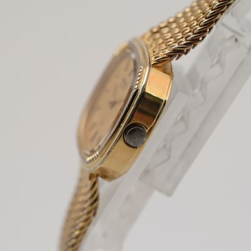 SEIKO 女性用腕時計 クォーツ 2320-5200 GOLD 1983年  手錶 古董錶 復古手錶