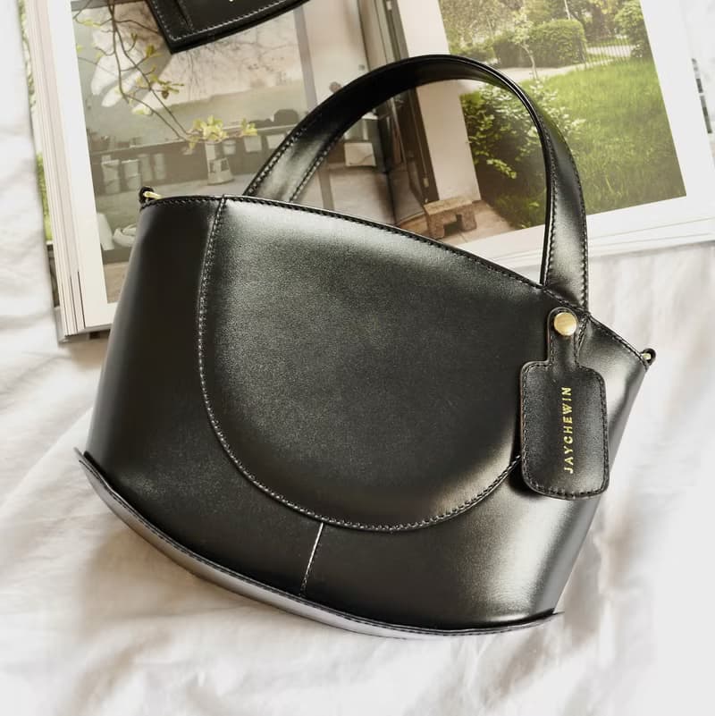 真皮 水桶包 Merry Bucket Tote - Black