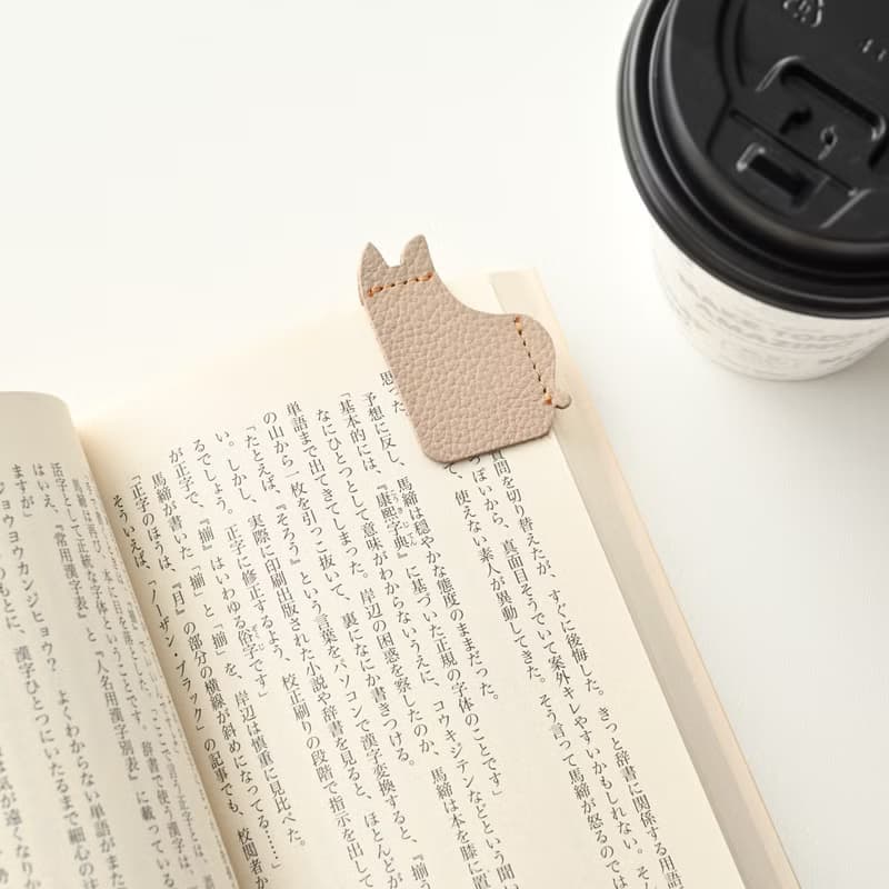ブックマーカー カラフル猫 2個セット 【 シュリンクレザー 】 しおり 本 くすみカラー 本革 ねこ アニマル プチギフト 父の日 GS05K