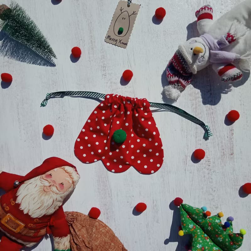 Christmas drawstring bag with pom pom