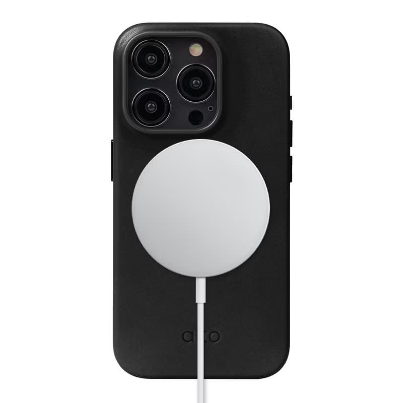 磁吸防摔皮革手機殼 iPhone 15系列 —渡鴉黑