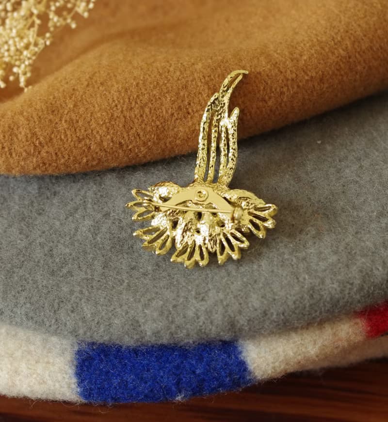 老又好古董珠寶 金色花束藍色馬眼萊茵石別針胸針 B1497