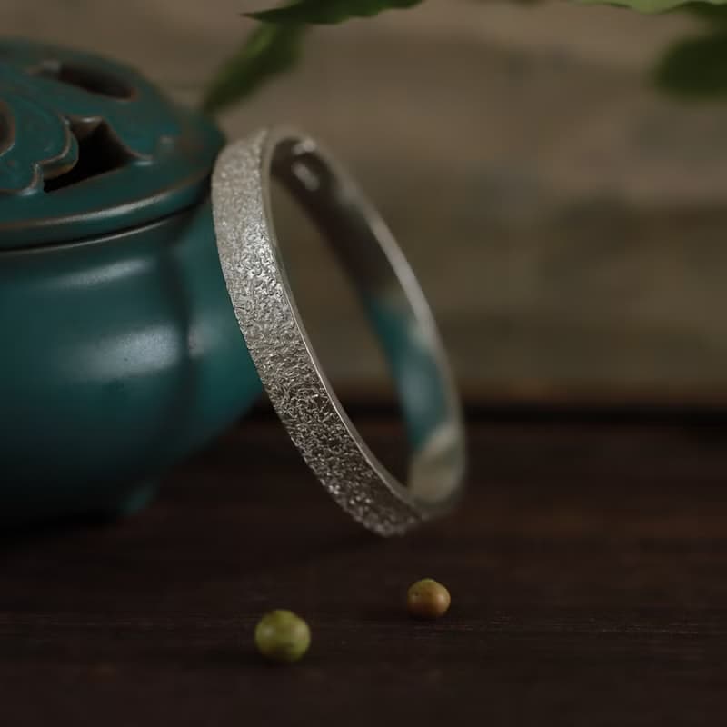 手工磨砂石紋純銀手環
