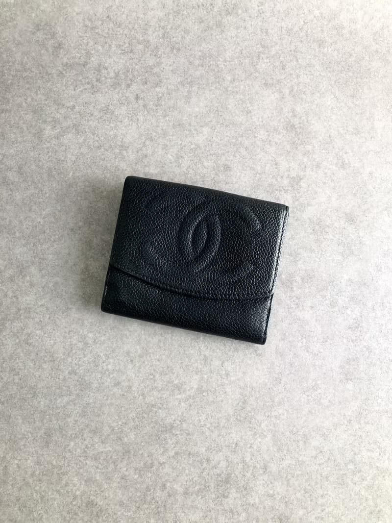 【 日本直送　名牌中古包 】CHANEL シャネル 財布 ブラック ココマーク レザー 2つ折り vintage ヴィンテージ オールド twdca6