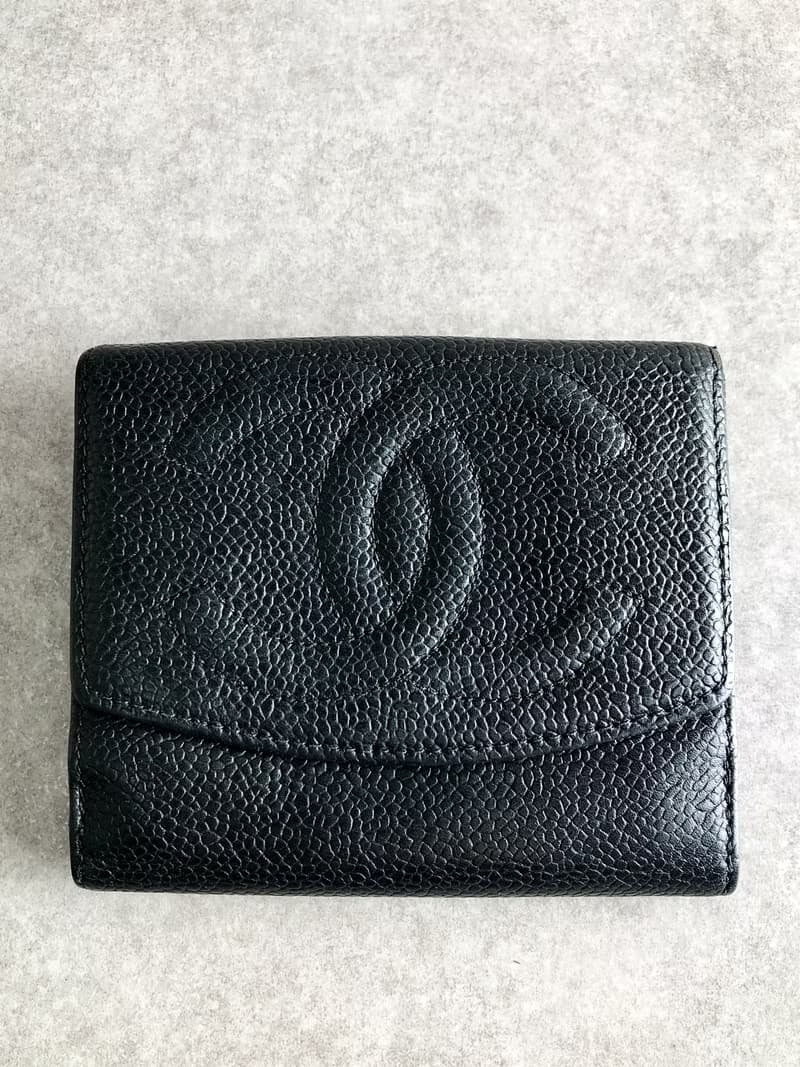 【 日本直送　名牌中古包 】CHANEL シャネル 財布 ブラック ココマーク レザー 2つ折り vintage ヴィンテージ オールド twdca6