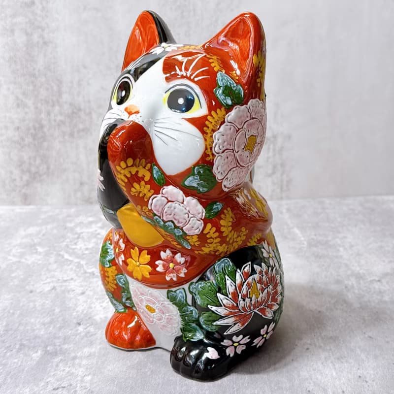 【櫻牡交輝】日本九谷燒招財貓 |  赤黑花盛 7號