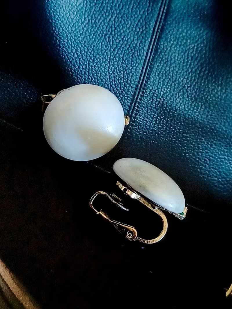 vintage jewelry Trifari 簡約珍珠白球形 夾式耳環