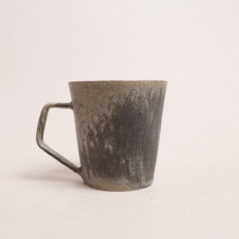 明芽窯 l 柴燒灰釉雙色咖啡杯 把杯 陶器 馬克杯 陶杯 T