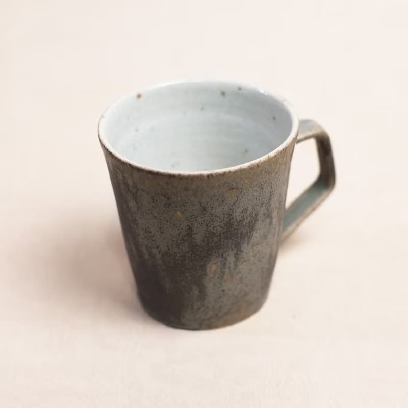 明芽窯 l 柴燒灰釉雙色咖啡杯 把杯 陶器 馬克杯 陶杯 T