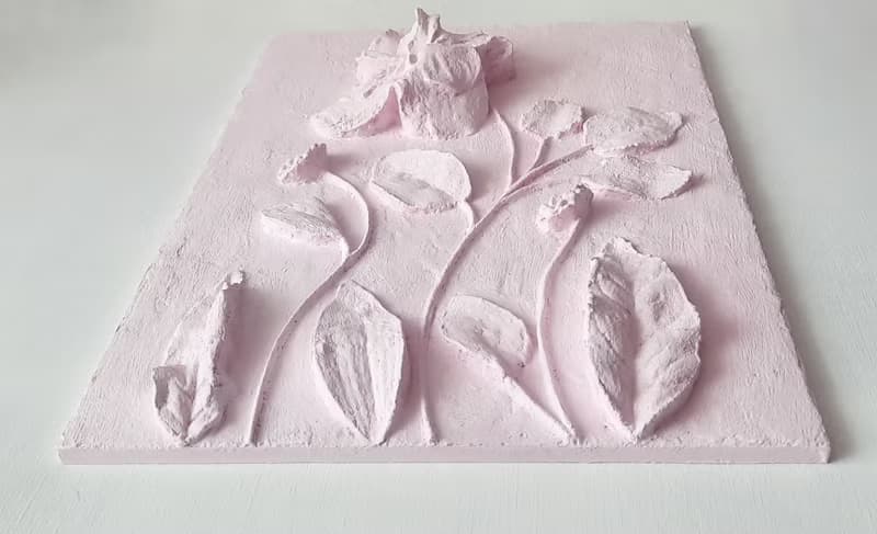 帶金塵的玫瑰雕塑 牆壁雕塑藝術 3d 花 淺粉色淺浮雕 植物裝飾 石