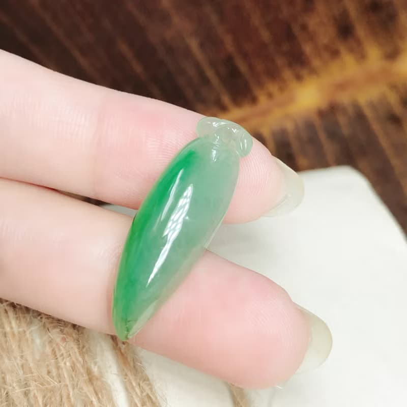 【福掛】冰飄陽綠翡翠福瓜| 天然緬甸A貨翡翠 | 送禮