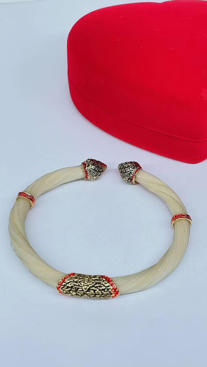 White Body Real Elephant Tail Hair Bangle Silver Enamelled Sukhothai Free Size