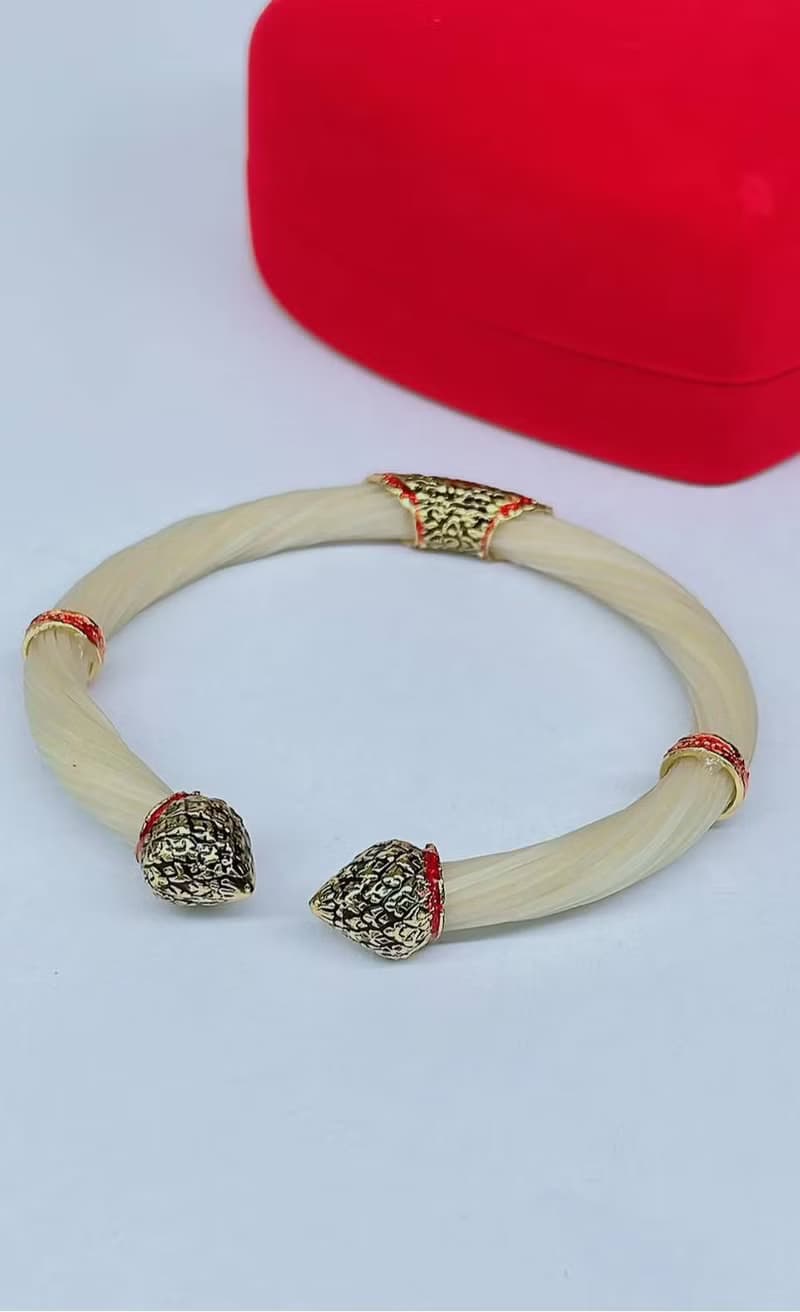 White Body Real Elephant Tail Hair Bangle Silver Enamelled Sukhothai Free Size