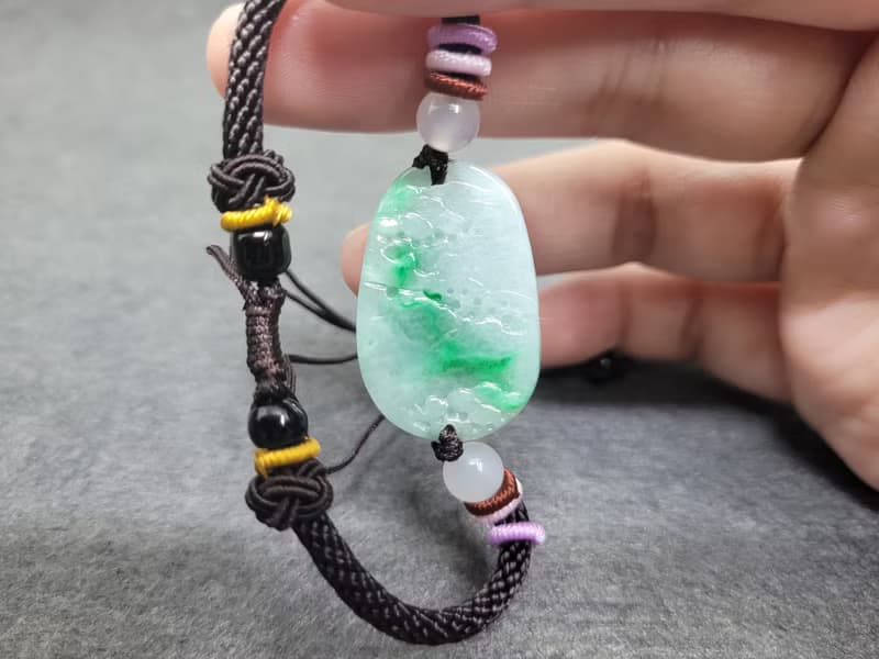 【親翠】天然翡翠 手工雕刻山水小綠牌 畢業禮物