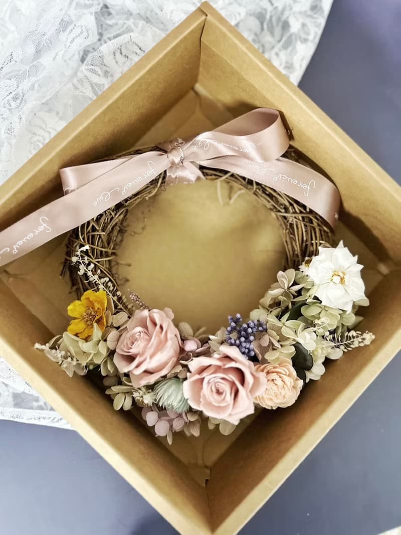KL大地風情花圈禮盒(20CM)